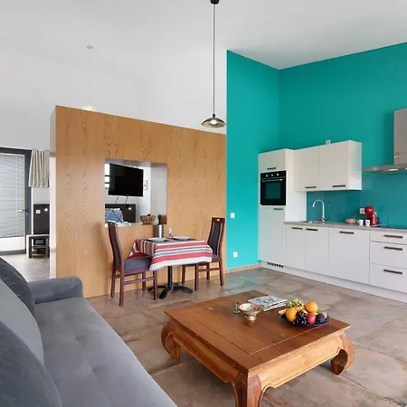 Suites Sunny Hill *