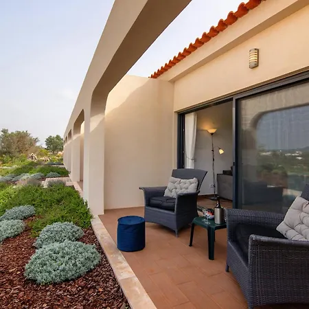 Suites Sunny Hill Apartment *